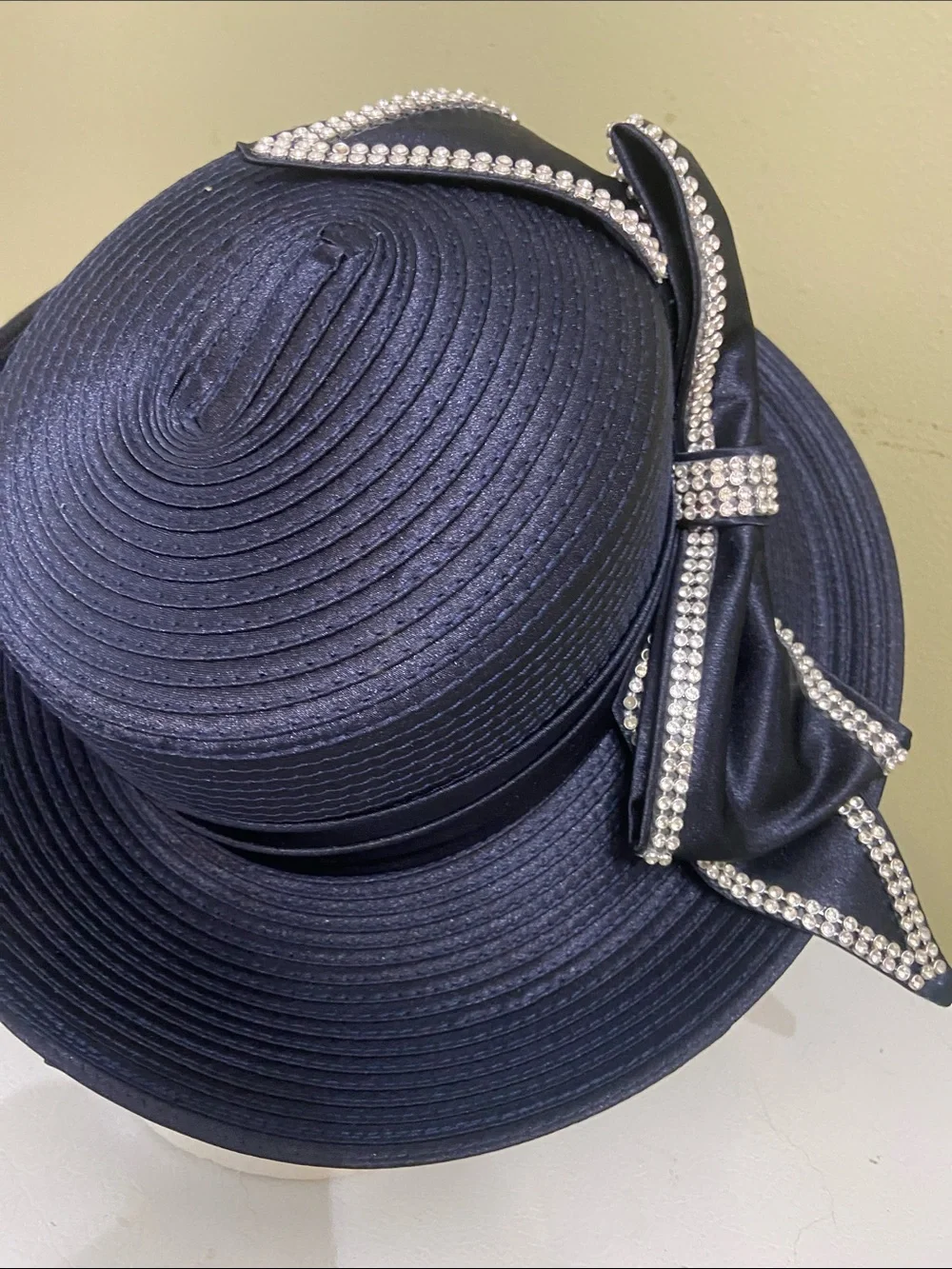 Beautiful Dress Hat / Church Hat by Verucci